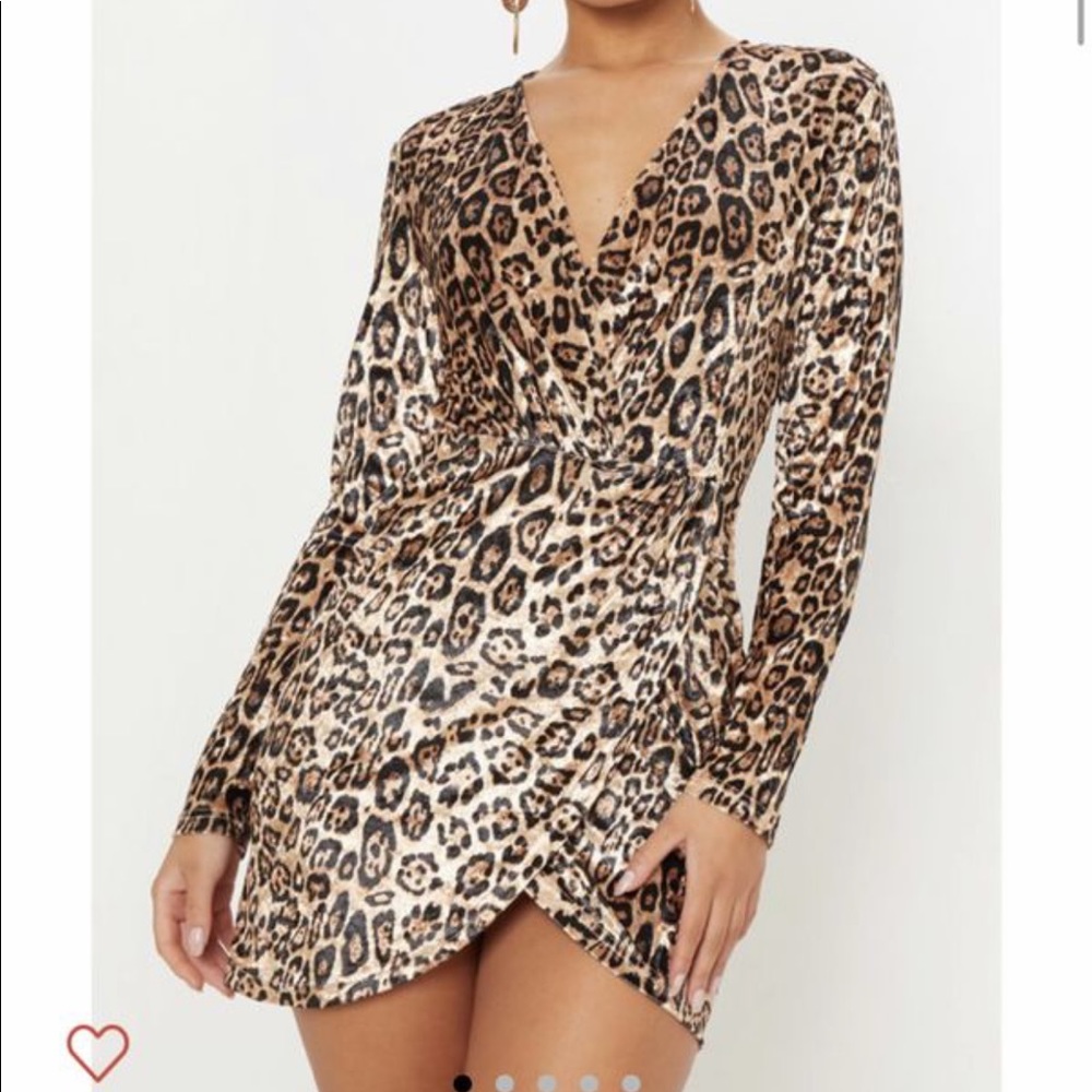 Pretty Little Thing dress